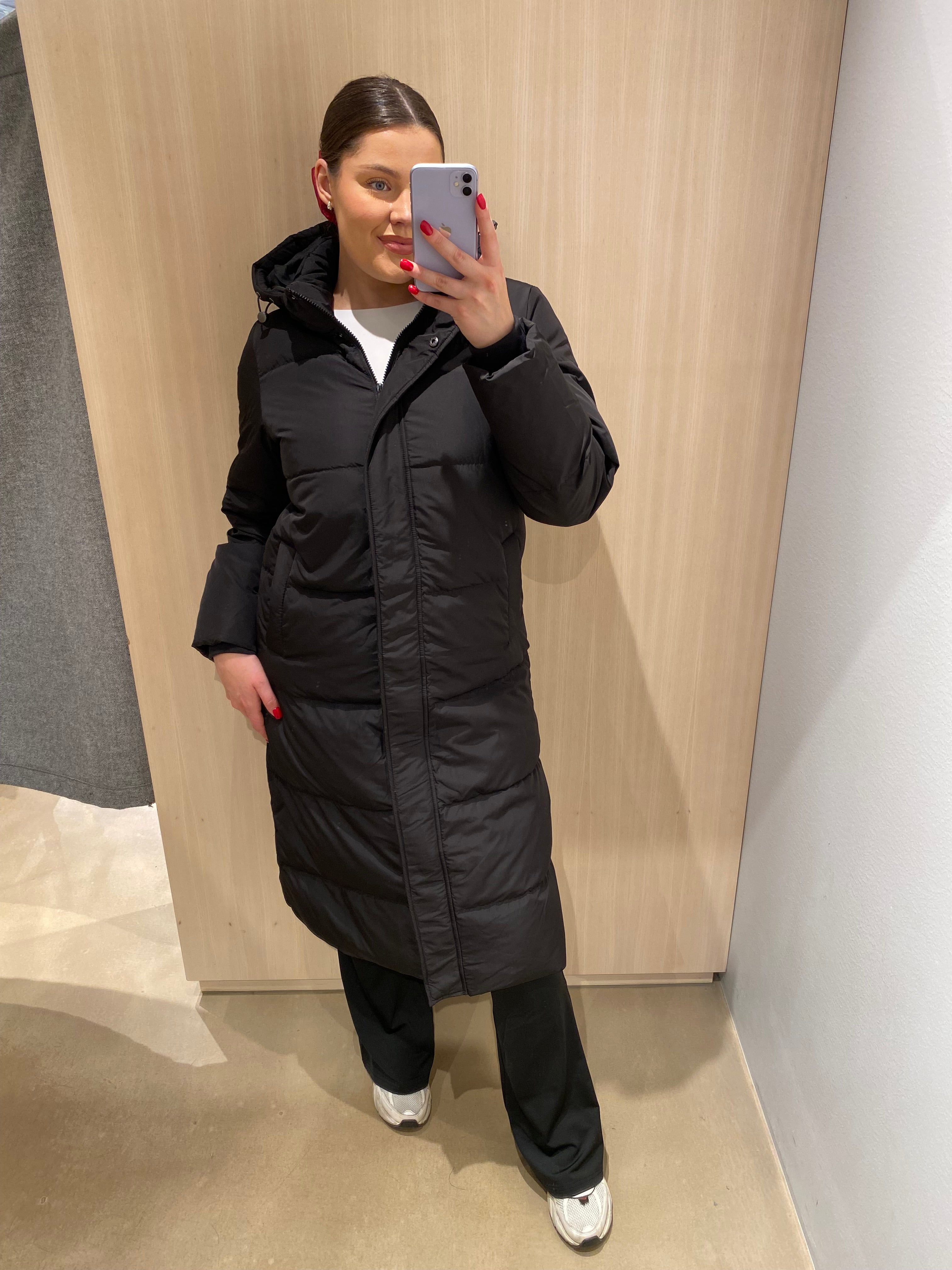 VISTARI Coat - Black Beauty